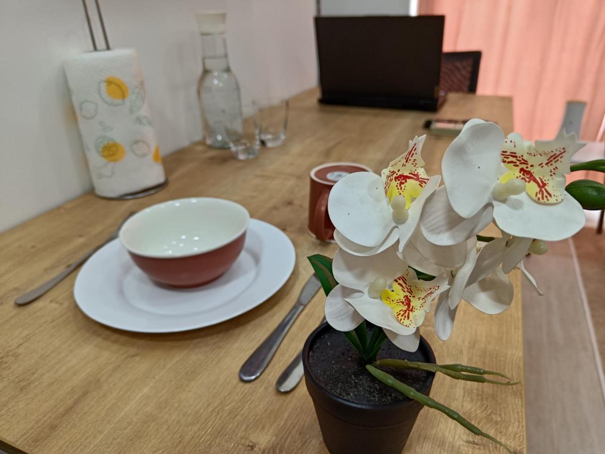ביילו פוליה Korzo Apartment מראה חיצוני תמונה